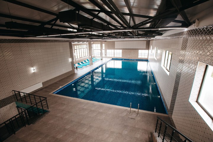 Pool 6 of 13