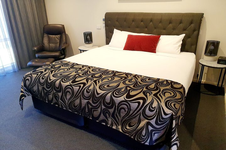 Room 26 of 104