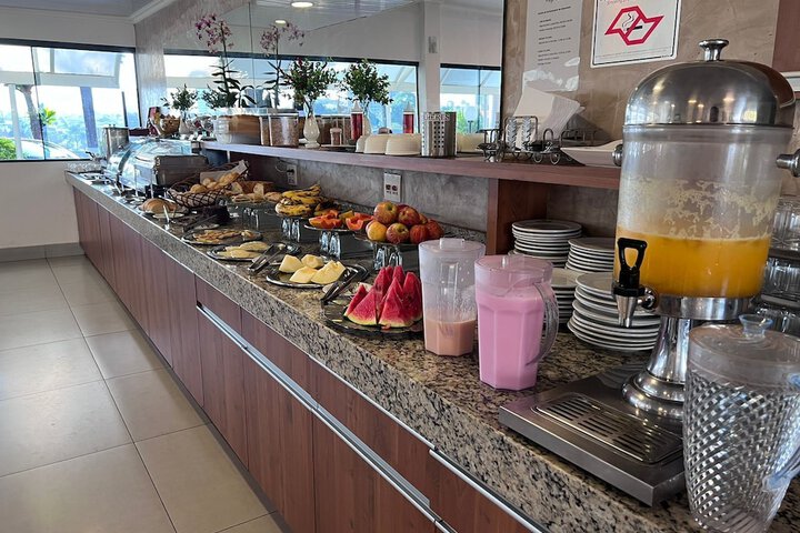 Breakfast/Coffee Service 19 of 32