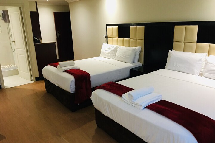 Room 20 of 27