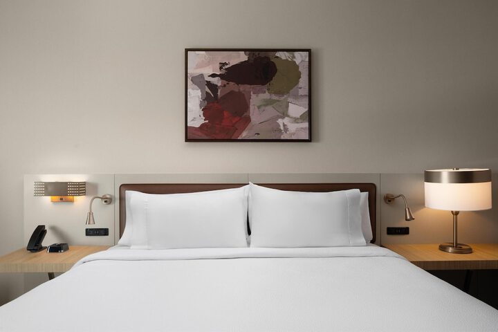 Room 17 of 62