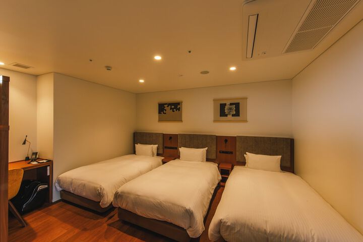 Room 47 of 117