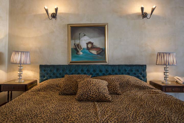 Room 15 of 65