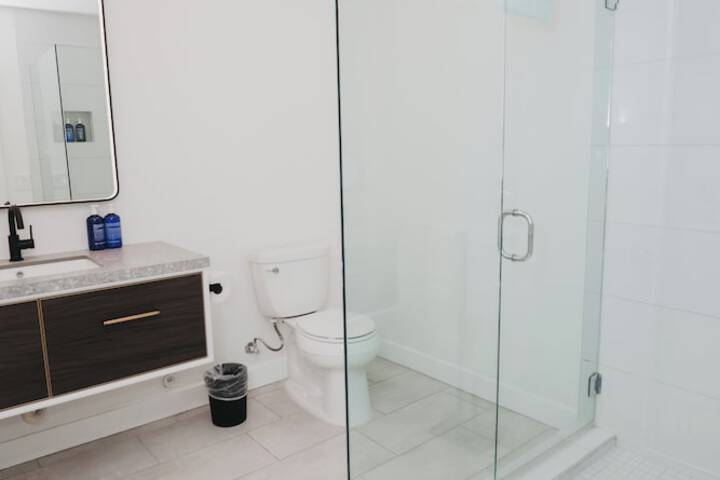 Room 45 of 93