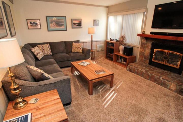 Photo of Mammoth Ski & Racquet Club #84