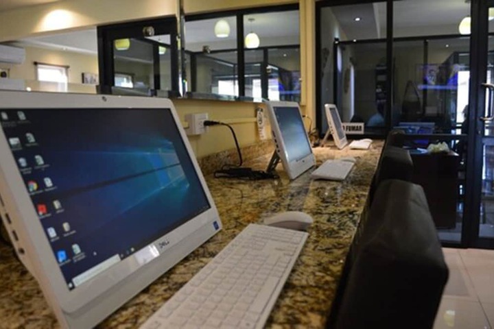 Business Center 21 of 30