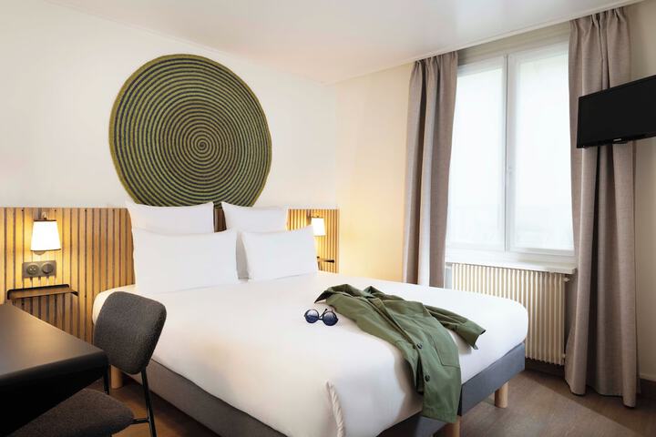 Room 5 of 22