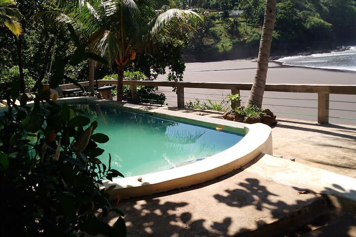 Pool 17 of 37