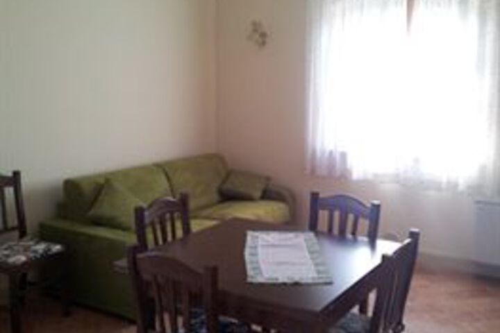Room 33 of 50