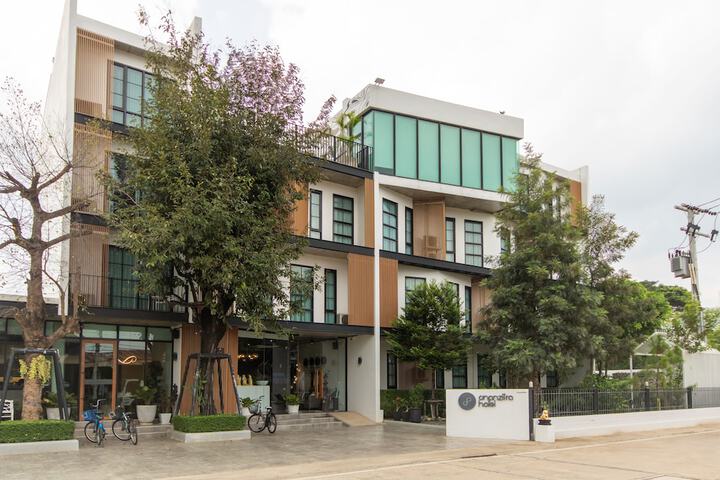 Hotel 57 of 61