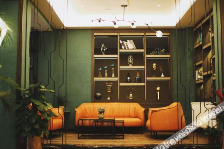 Hotel Interior 8 of 24