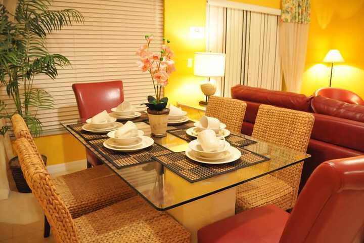 Dining Photos