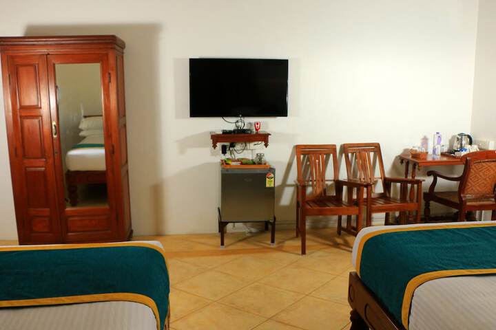 Room 35 of 71