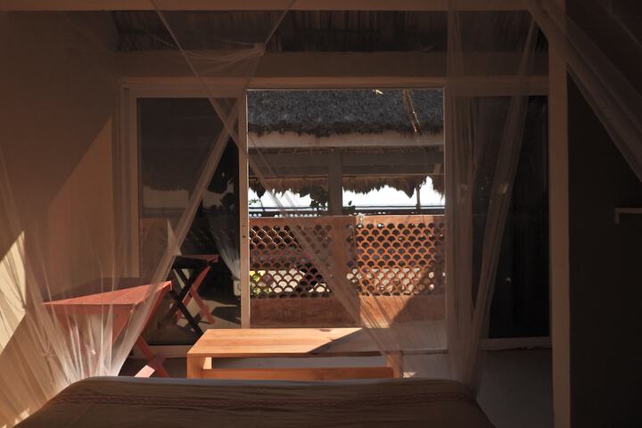 Room 5 of 80