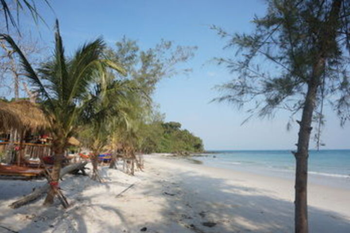 Beach 17 of 64