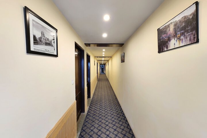 Hotel Interior 3 of 92