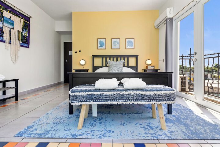Room 42 of 68