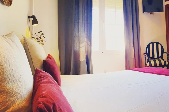 Room 3 of 82