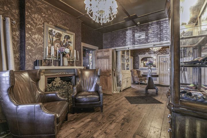 Hotel Interior 6 of 70