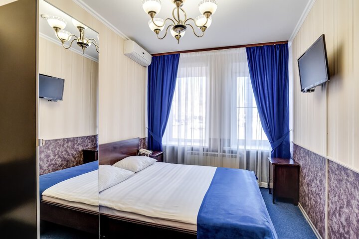 Room 7 of 35