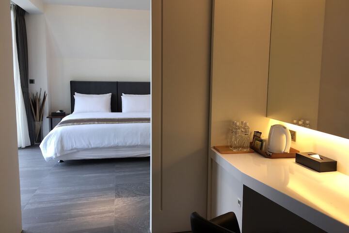 Room 7 of 45