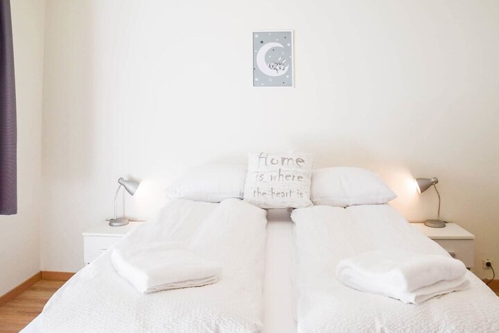 Room 6 of 29