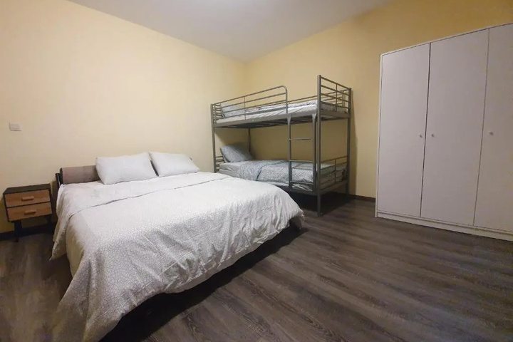 Room 2 of 13