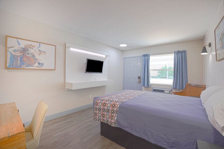 1 King Bed with Kitchenette (10 of 68)
