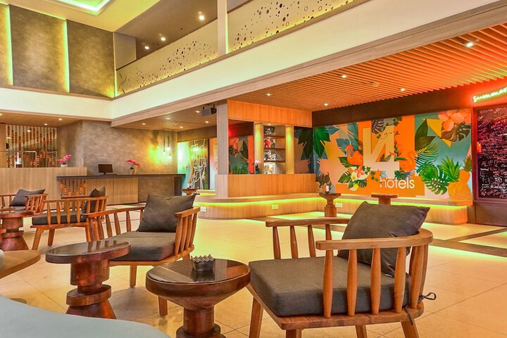 Hotel Lobby