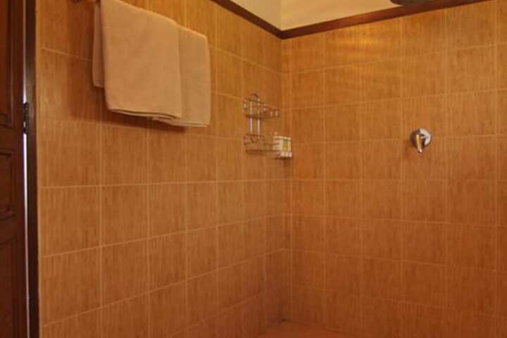 Bath Interior