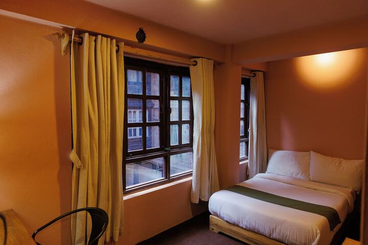 Room 11 of 35