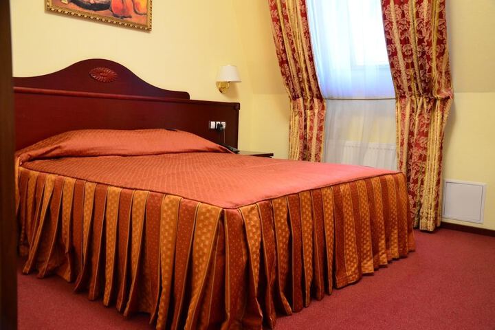Room 20 of 48