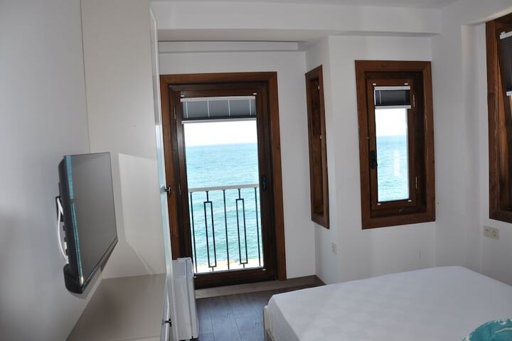 Room 36 of 70
