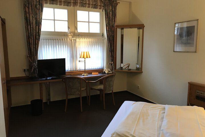Room 7 of 23