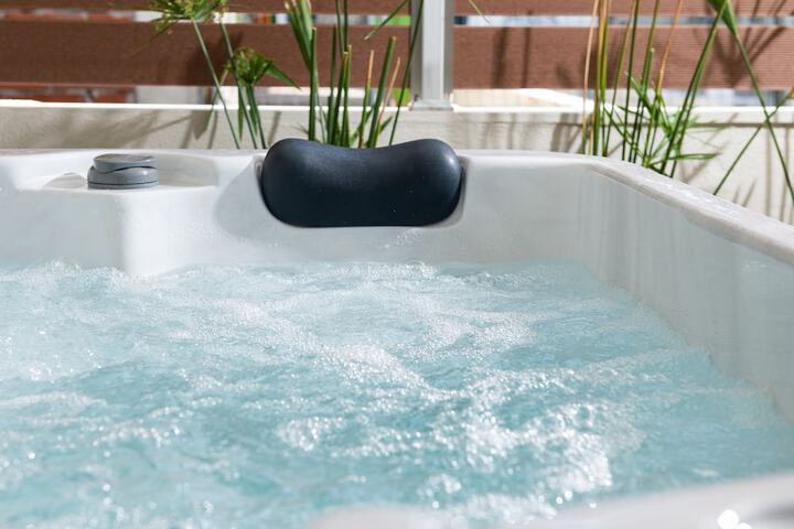 Hot Tub 36 of 56