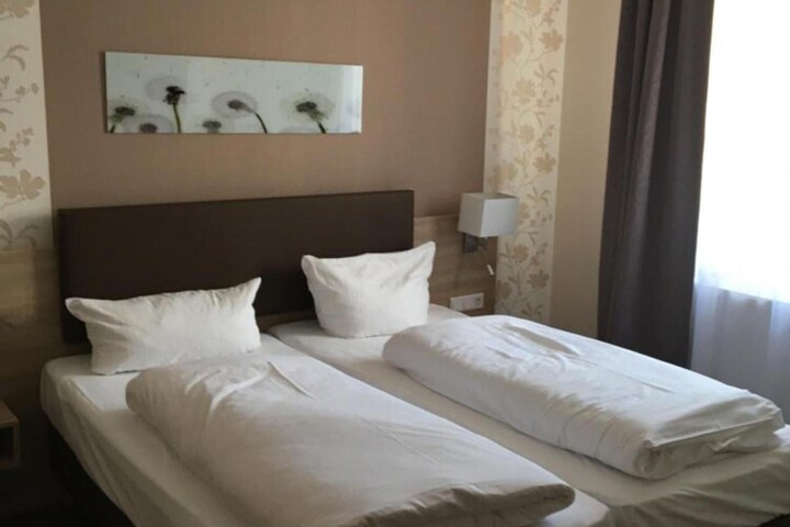Room 15 of 47
