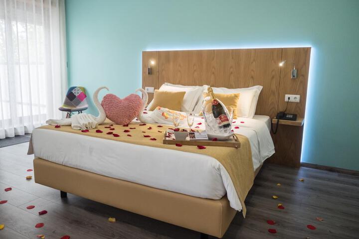 Room 53 of 95