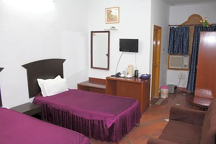 Suite Room