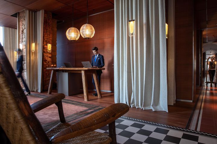 Lobby Entry