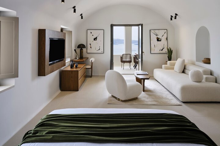 Room 45 of 203