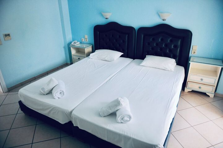 Room 5 of 31