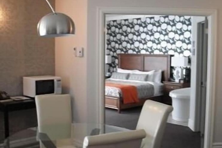 Room 20 of 61