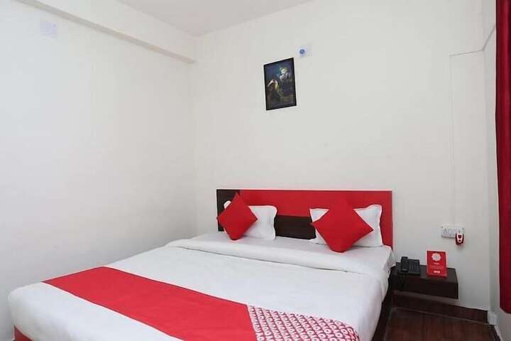 Room 6 of 14