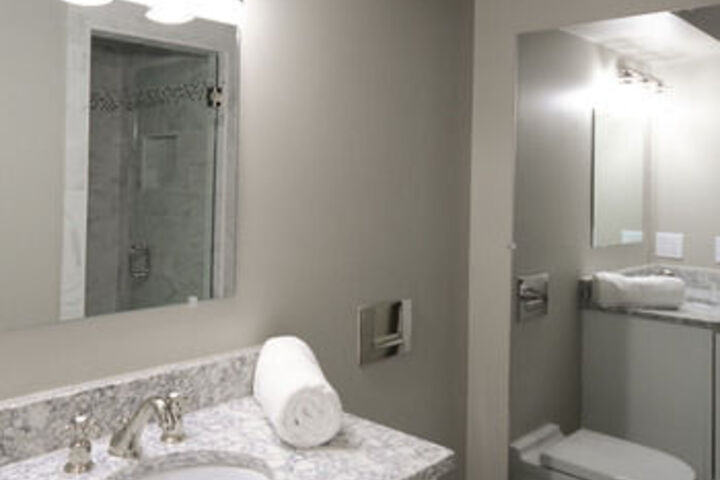 Room 21 of 110