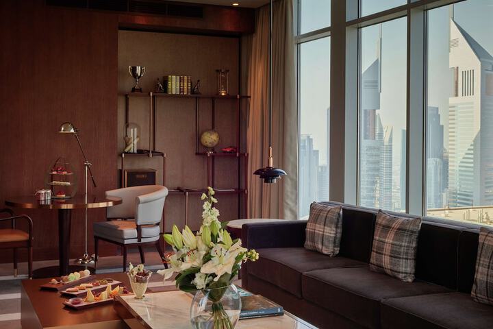 Room 65 of 172