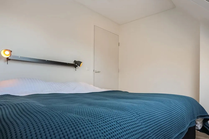 Room 2 of 13