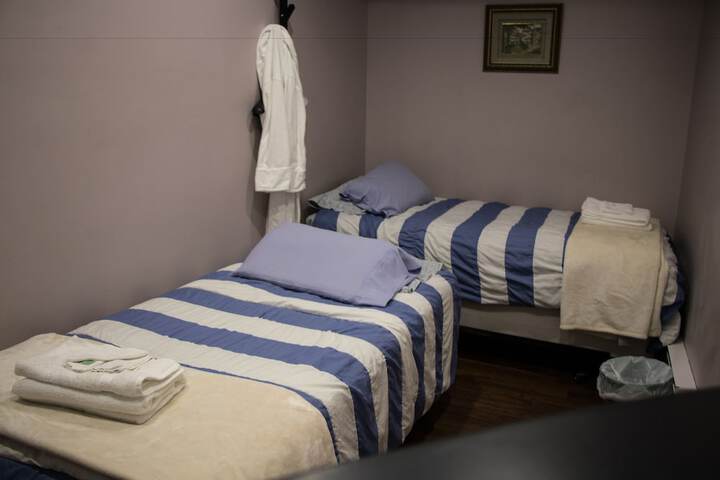 Room 40 of 58