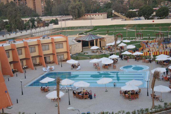 Pool 17 of 43