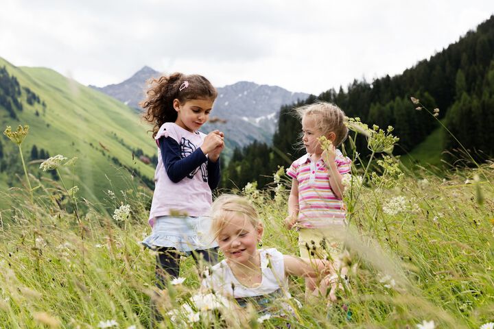 Childrens Activities 75 of 95