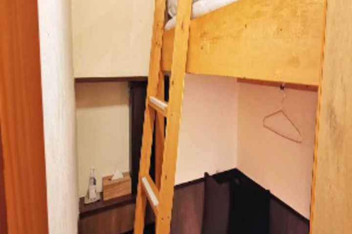 Room 129 of 192